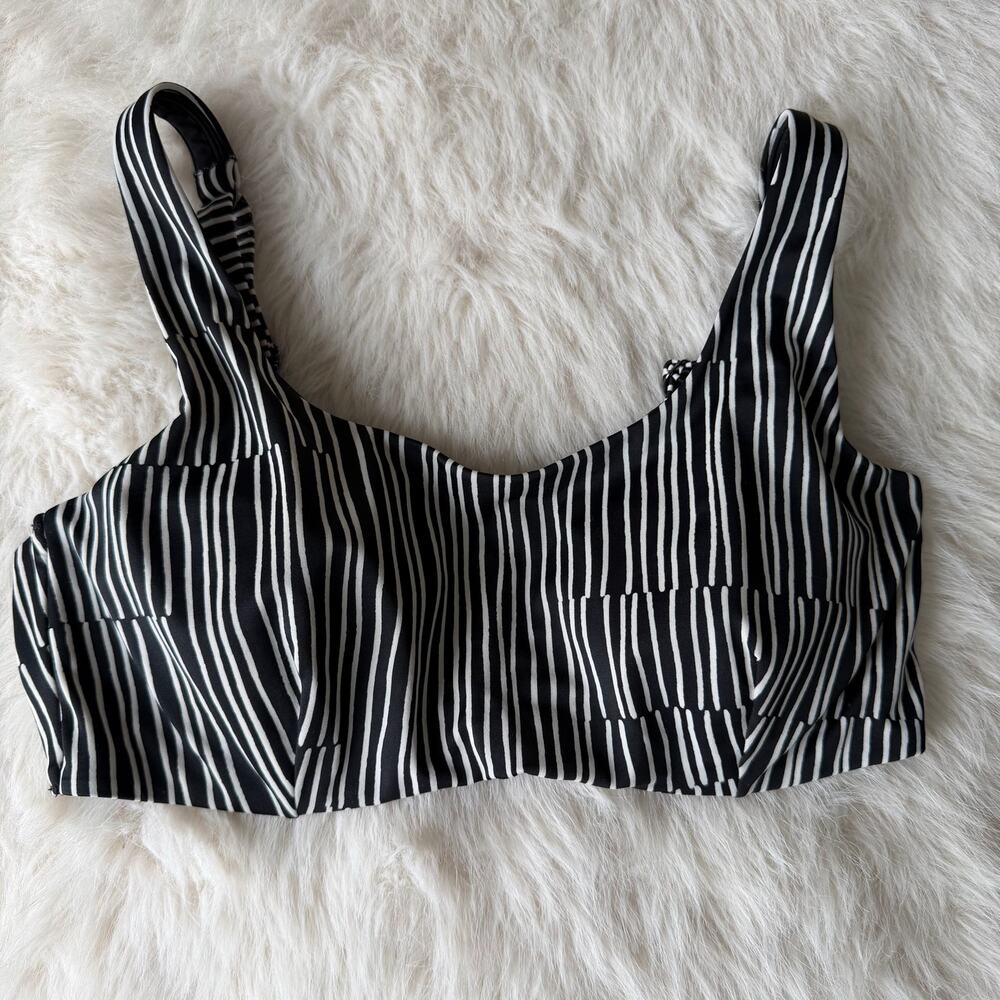 Athleta Black & White Striped Scoop Neck Bikini Top - Size 32 D/DD